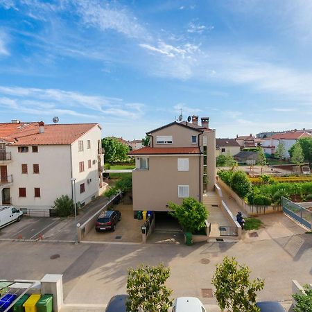 Apartments Anamarija Rovinj Exterior photo