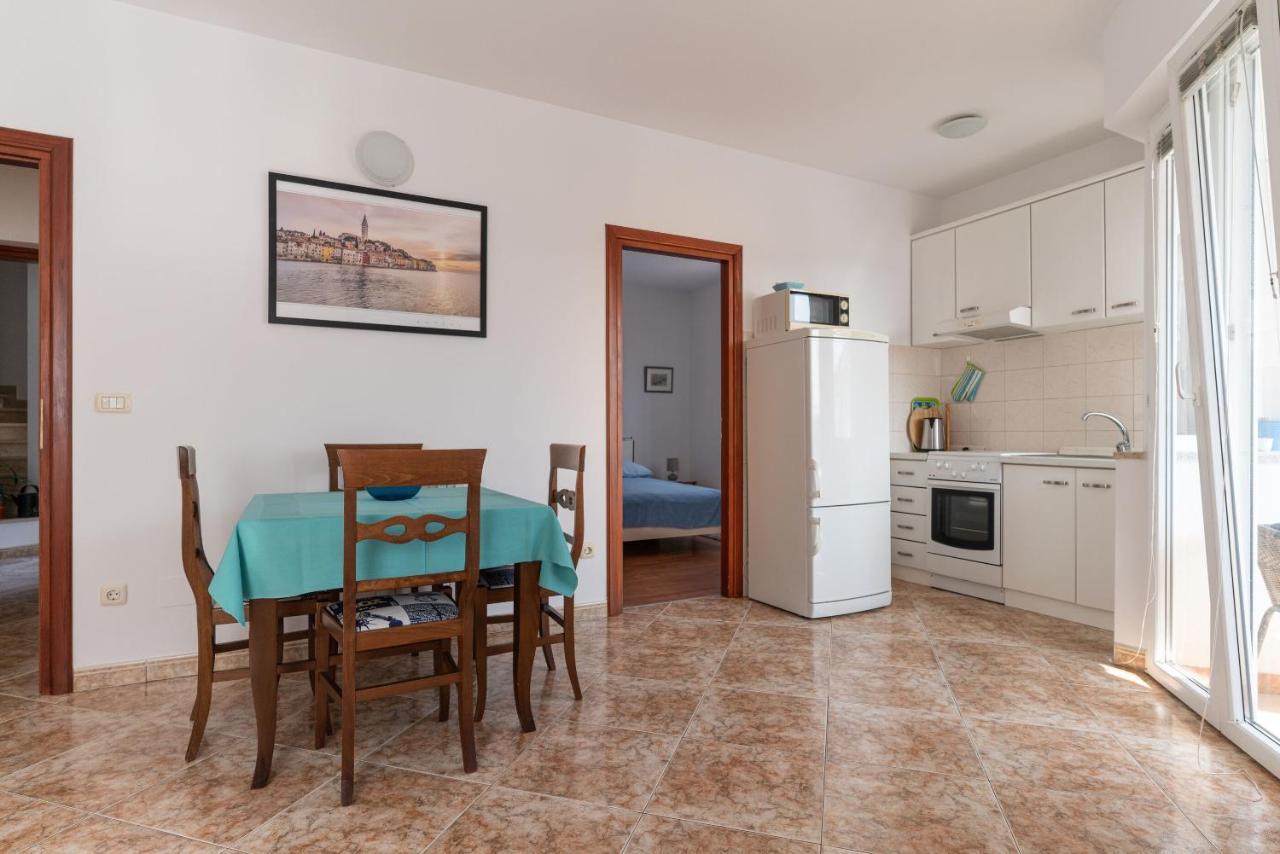 Apartments Anamarija Rovinj Exterior photo